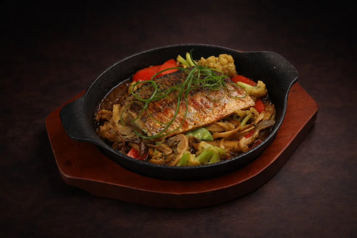 蒜薑蒸鱸魚｜Garlic Ginger Sea Bass