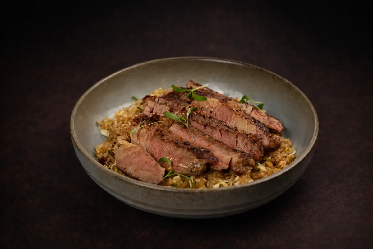 10盎司牛排炒飯｜Steak(10oz) On Fried Rice